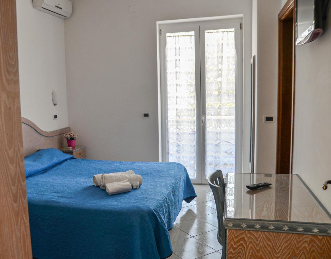 Erade Bed & Breakfast 2*